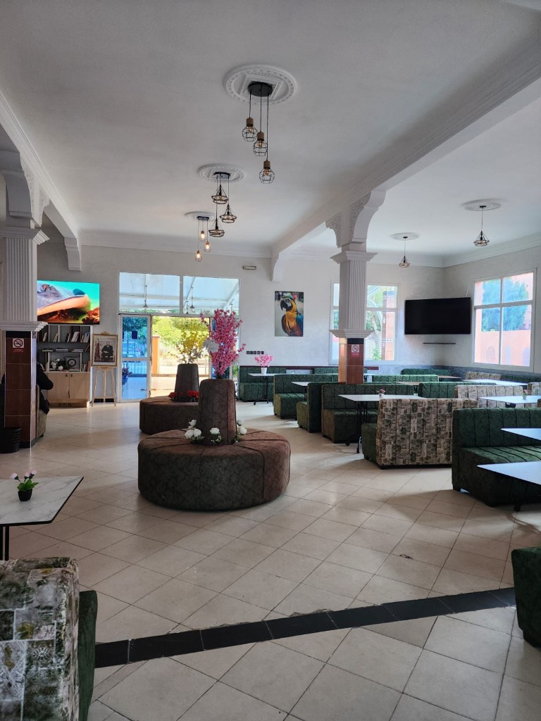 Club de l'Enseignant Interior